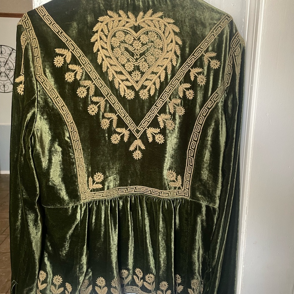 Double D velvet jacket